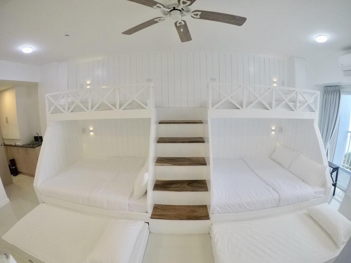 Cozy Family Suite With Stunning View Of Taal Tagaytay City Exterior foto